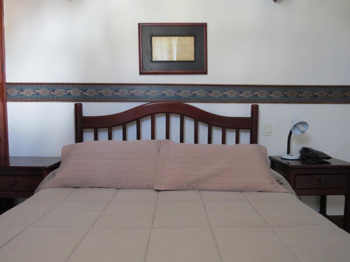 Hotel Colonial โอว์โรเปรโต ภายนอก รูปภาพ