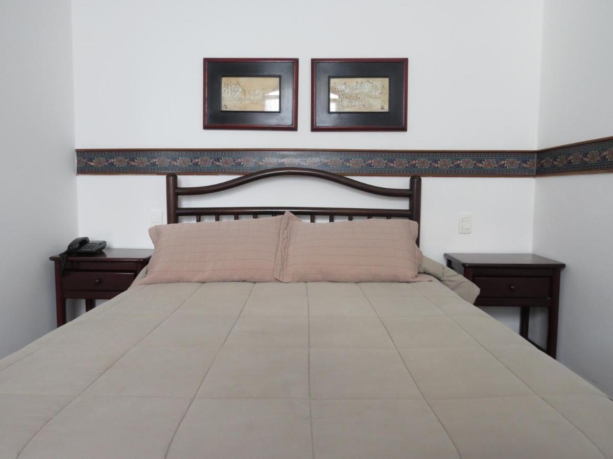 Hotel Colonial โอว์โรเปรโต ภายนอก รูปภาพ